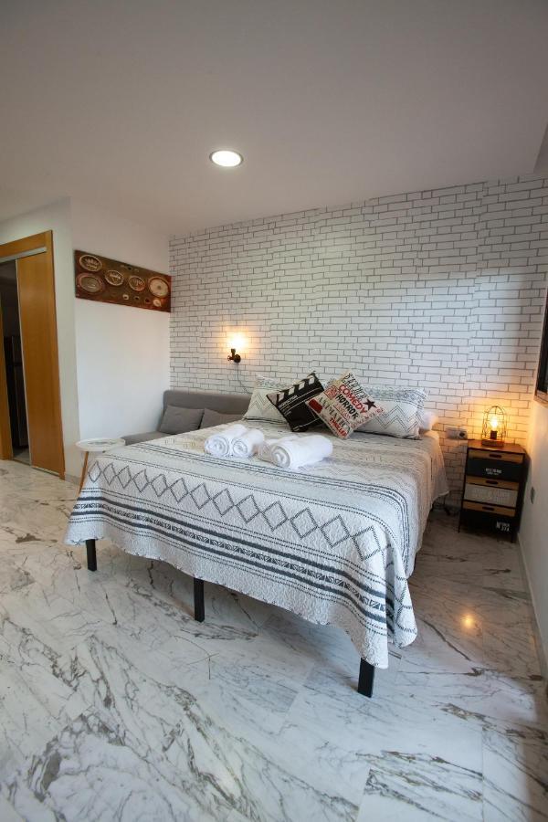 Suites Beach Nature Велес-Малага Екстериор снимка