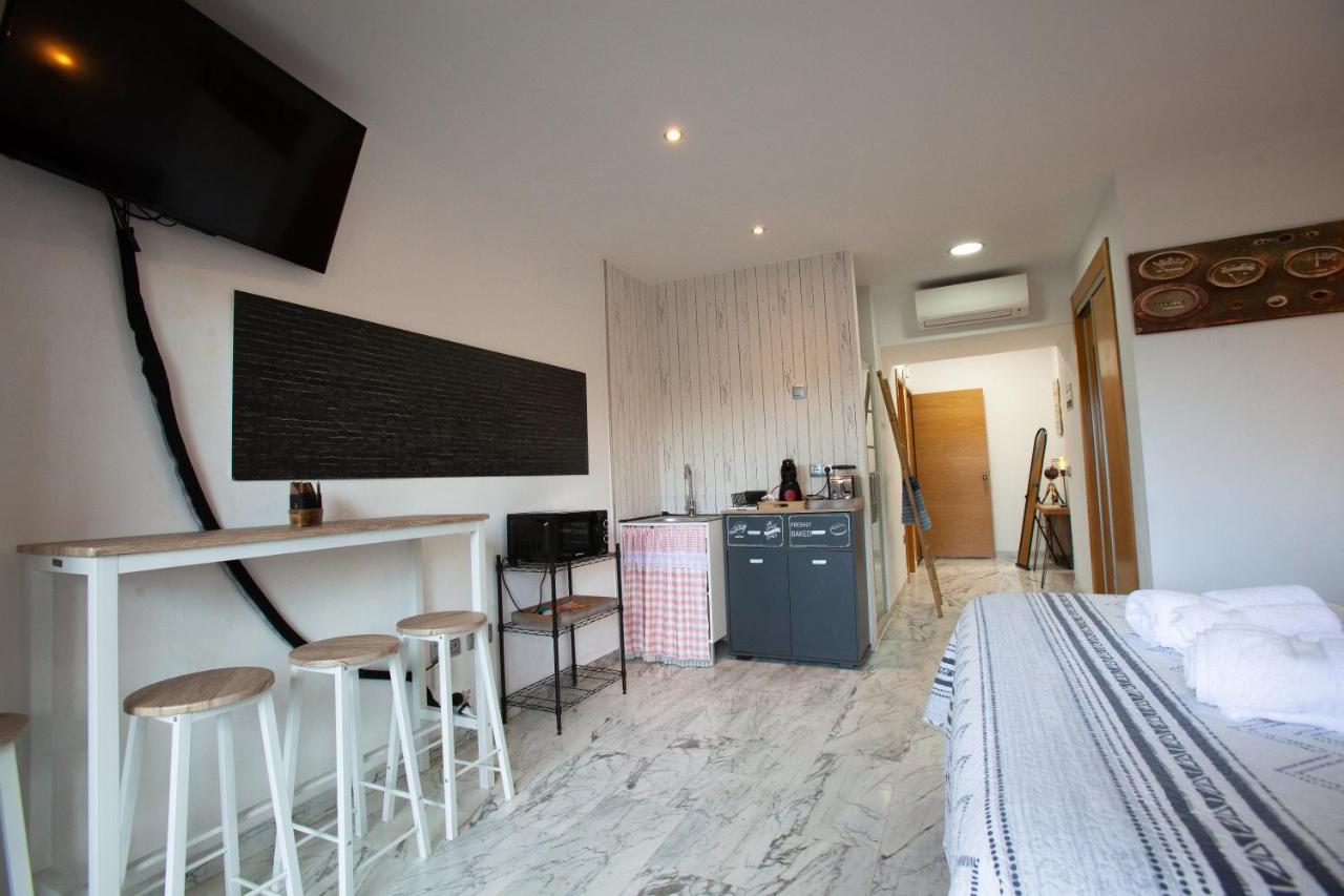 Suites Beach Nature Велес-Малага Екстериор снимка